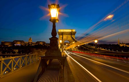 _E7A2051 Budapest Blue Hour - Castle and Chain Bridge web ready